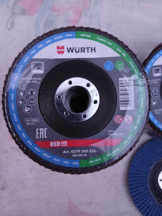 Диски шліфувальні пелюсткові