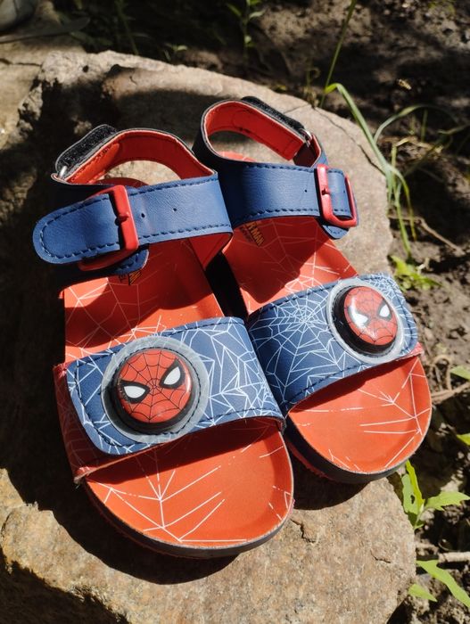 Босоніжки "Spiderman" голова мигає, в подарунок рюкзак