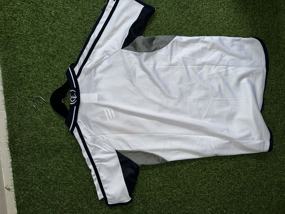 Camisola Retro Real Madrid