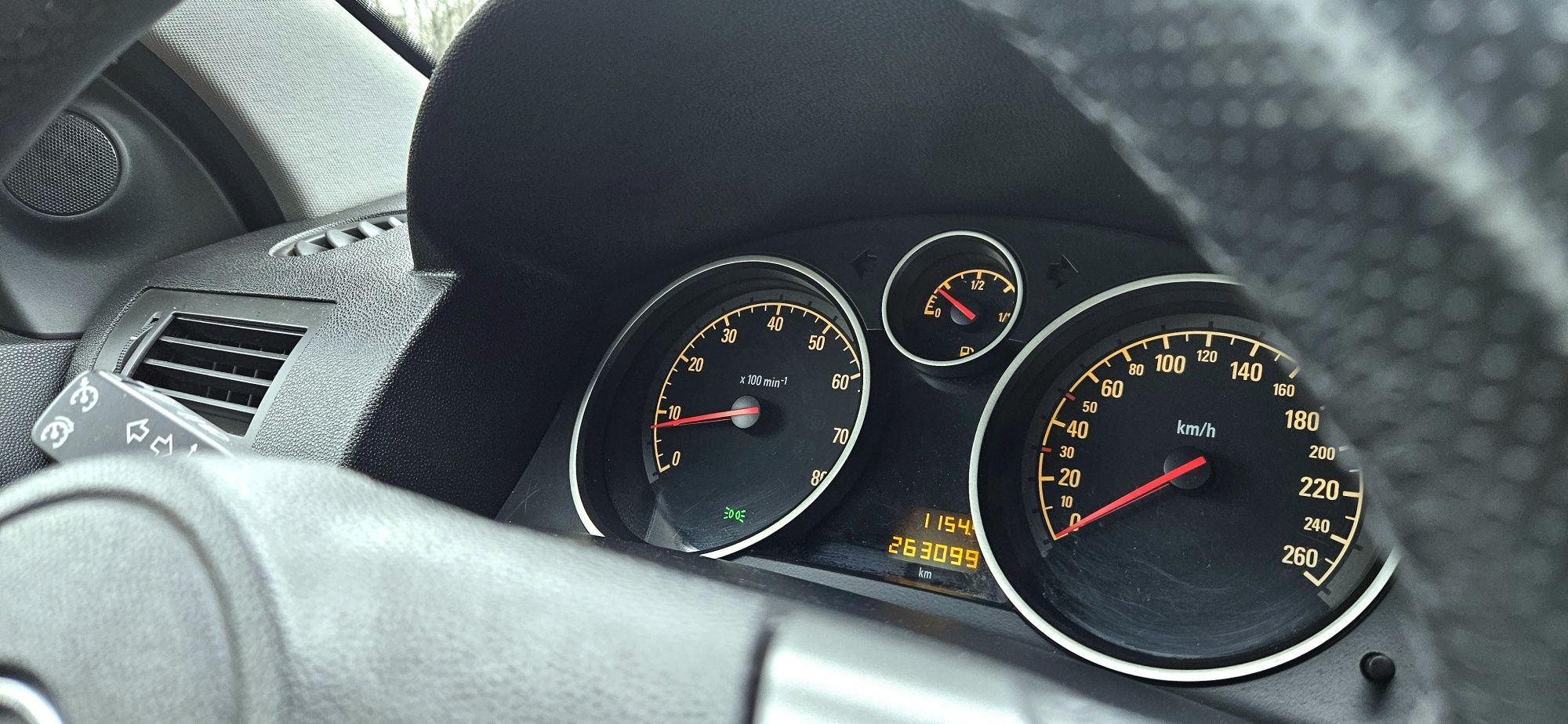 Opel Astra H GTC 1.4 90KM - sprawna klimatyzacja!