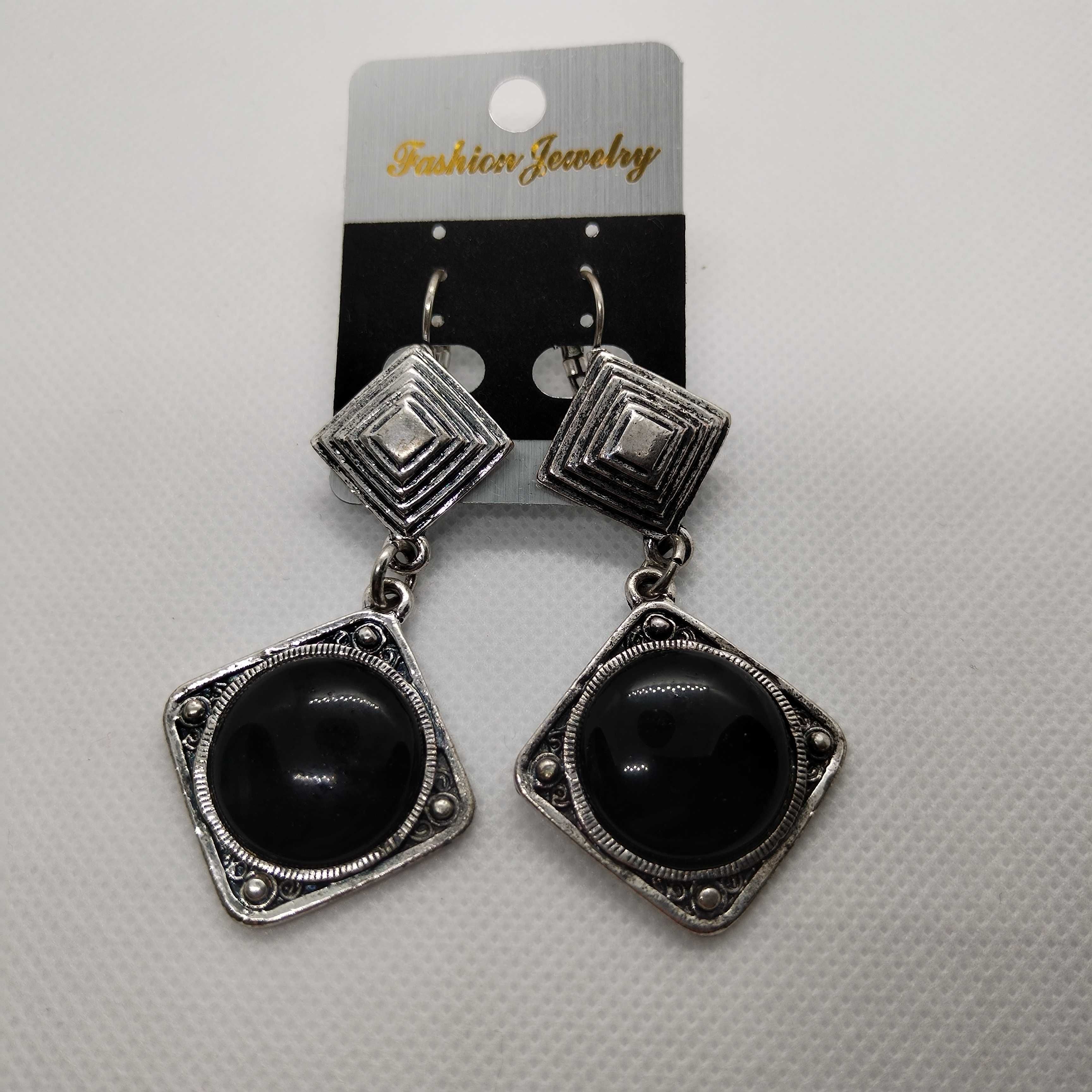 BRINCOS (4) 1 unid- 3€; 2 unid- 4€; 3 unid- 5€