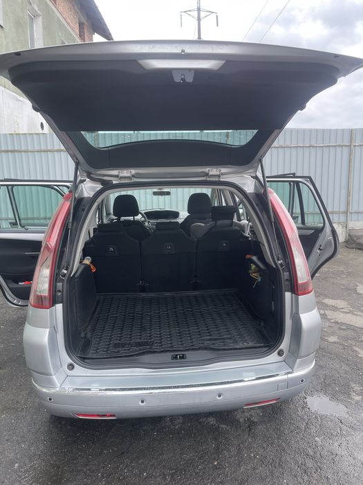 Ситроен гранд пікассо С4 -2011 рік