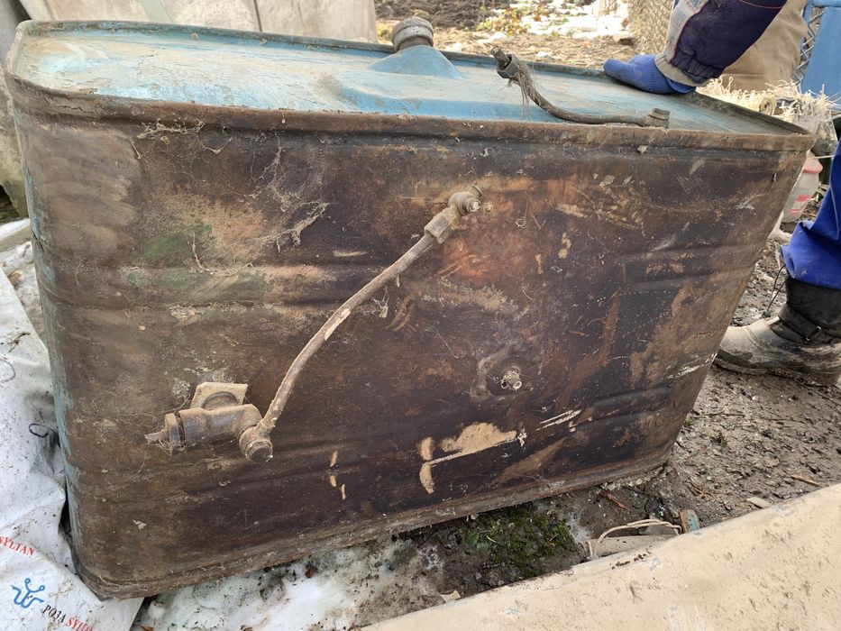 Бак, бочка  180л