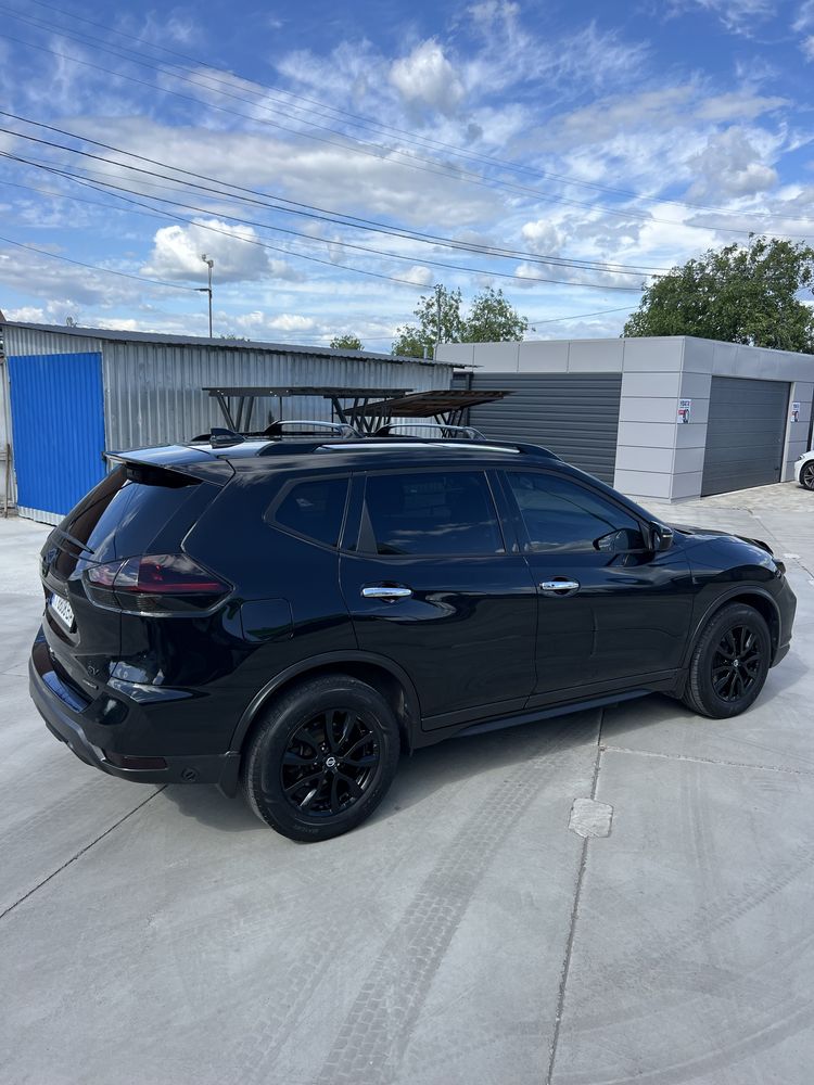 Продам Nissan Rogue SV