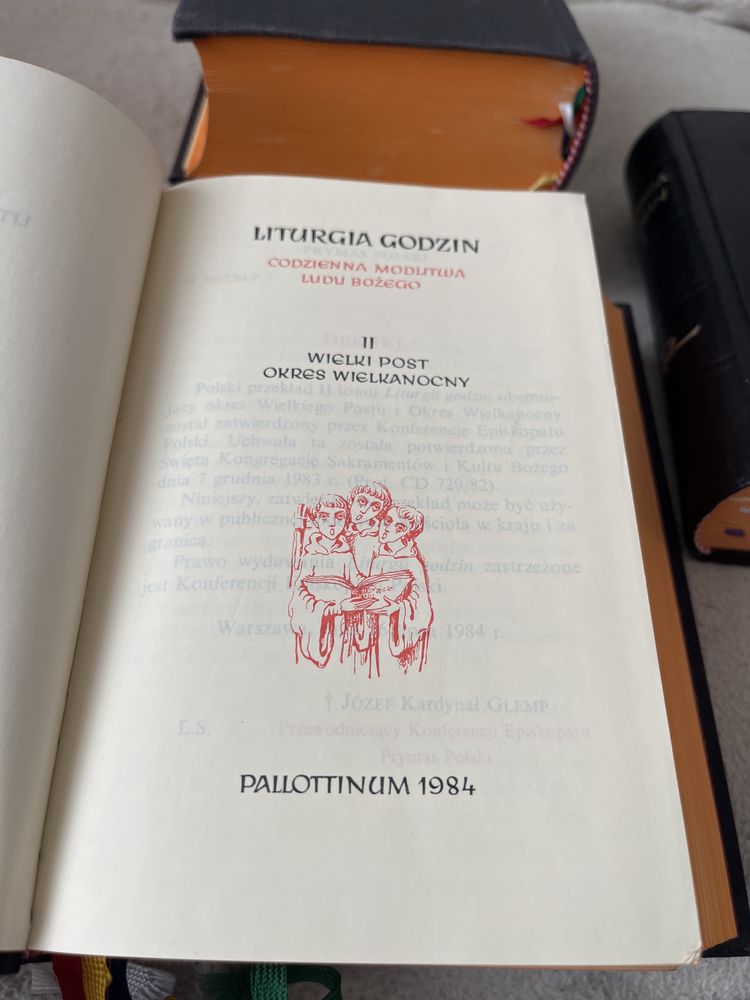 Brewiarz  Liturgia godzin 4 części