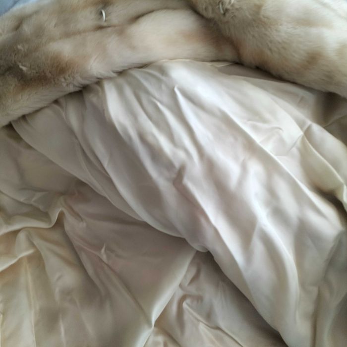 FUTRO-Piękne,ecru,imitacja norki-XL, w kształcie litery A,długie