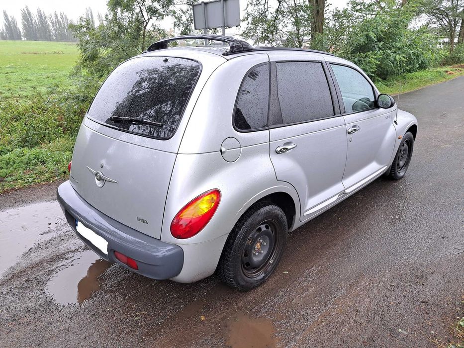 Chrysler PT Cruiser z gazem.