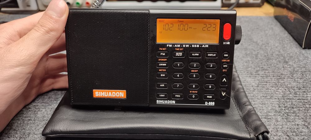 SIHUADON D-808 всехвильовий радіоприймач