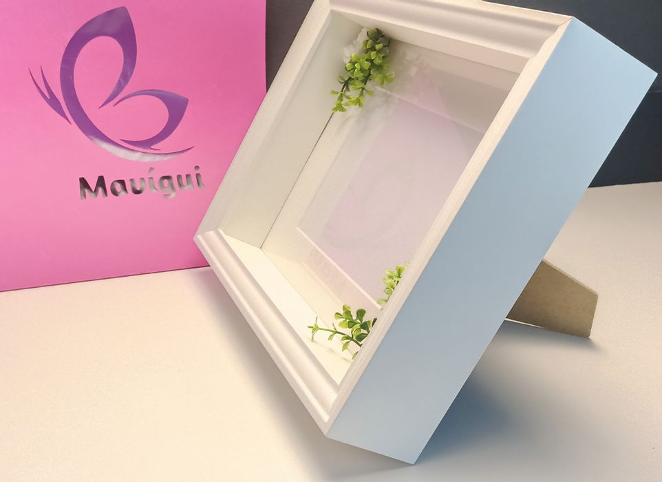 Moldura Porta-Maternidade Personalizável