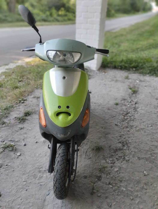 Продам скутер дефіант 4т є номера талон не находу