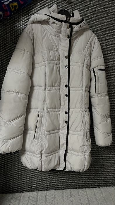 Пуховик зимовий