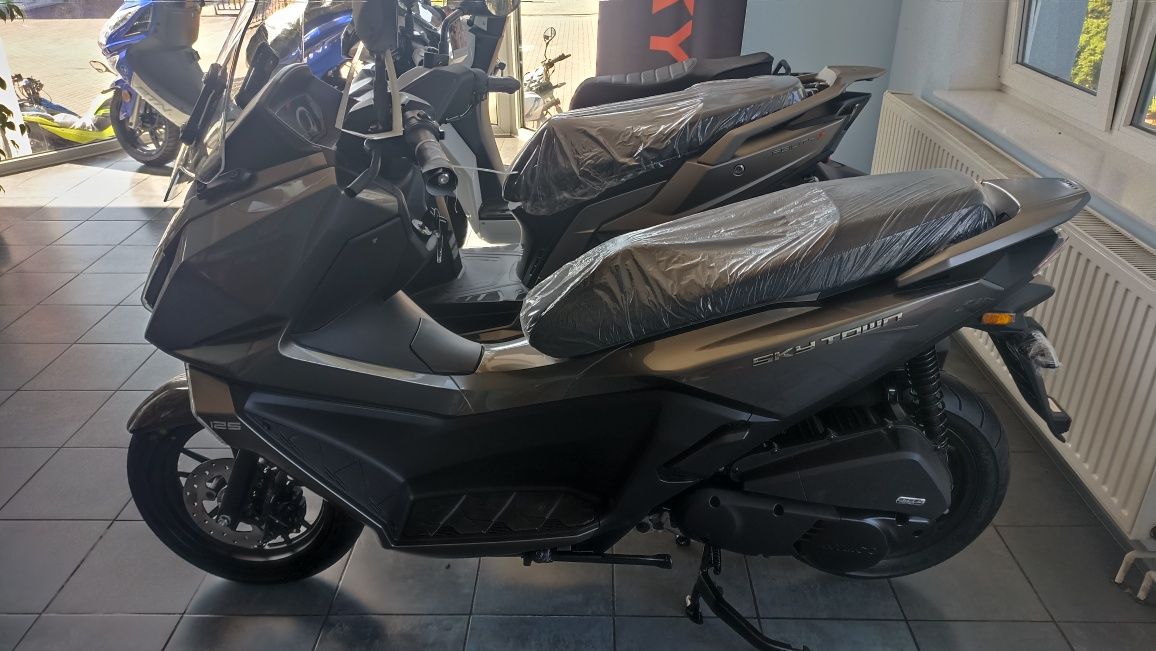 Kymco Sky Town 125