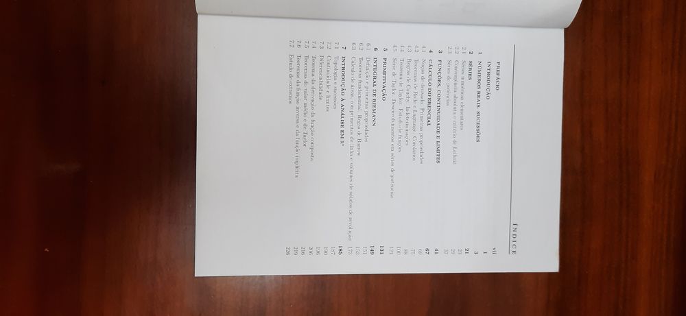 Exercícios de Análise Matemática I e II (instituto superior técnico)