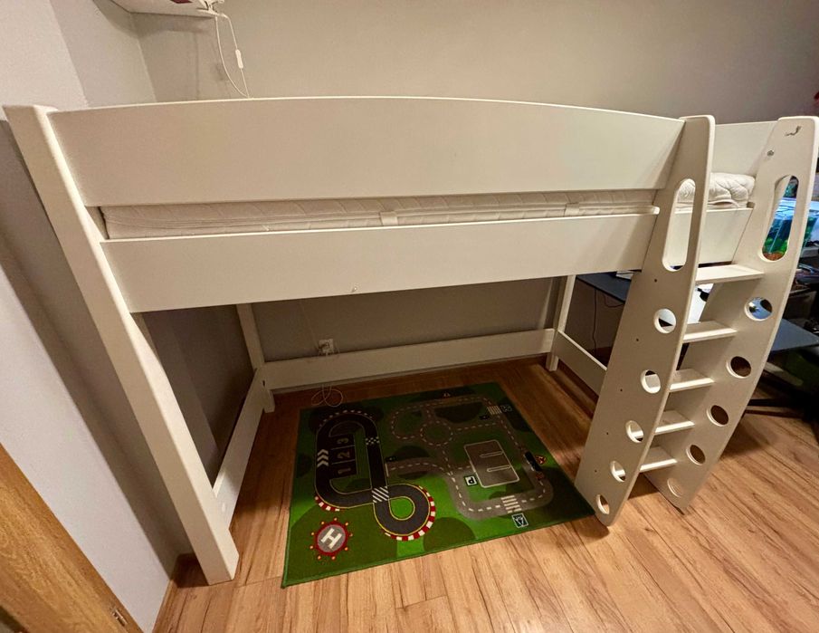 Łóżko piętrowe Meblik 190 + materac kieszeniowy 190x90 – solidne białe