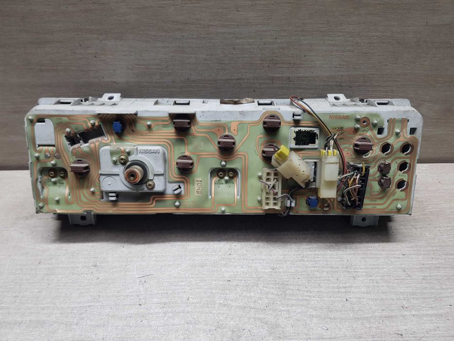 Панель приладів (спідометр, приборка) Nissan Terrano 1987-2000р. 2.4