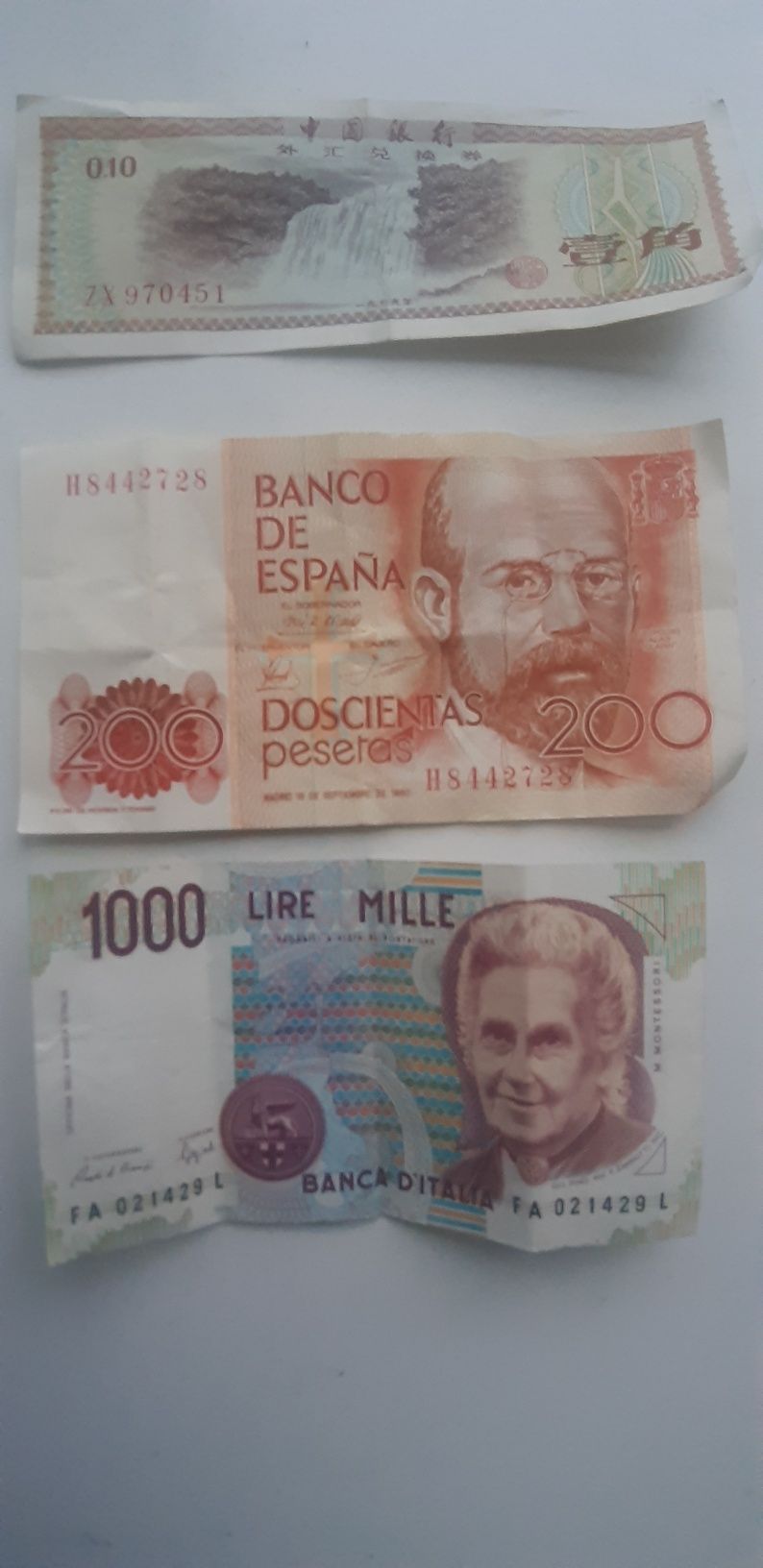 Zestaw banknot Chiny, Włochy,  Hiszpania