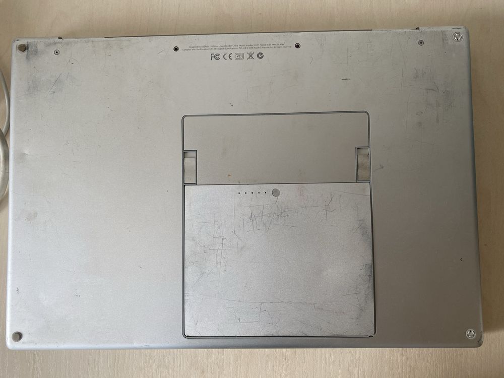 Ноутбук AppleMacBook Pro A1211 (2006 року)