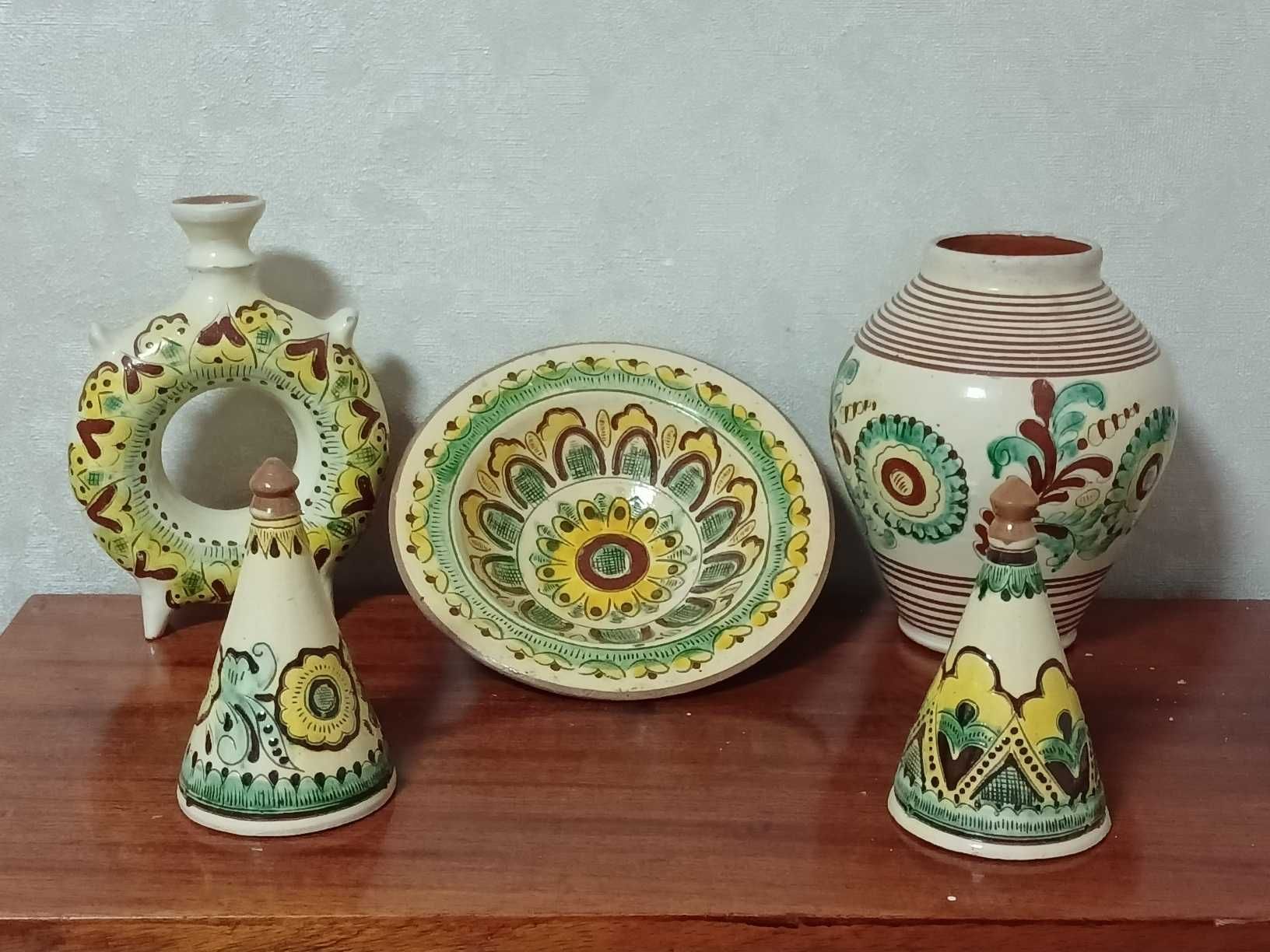 Декоративна тарілка, куманець, ваза, косівський розпис