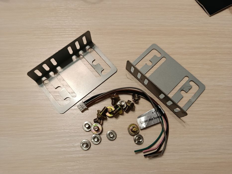 Магнітола SWAT AHR-7040 сенсорна