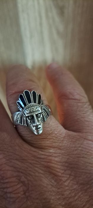 Anel vintage Raro em Prata contrastada.