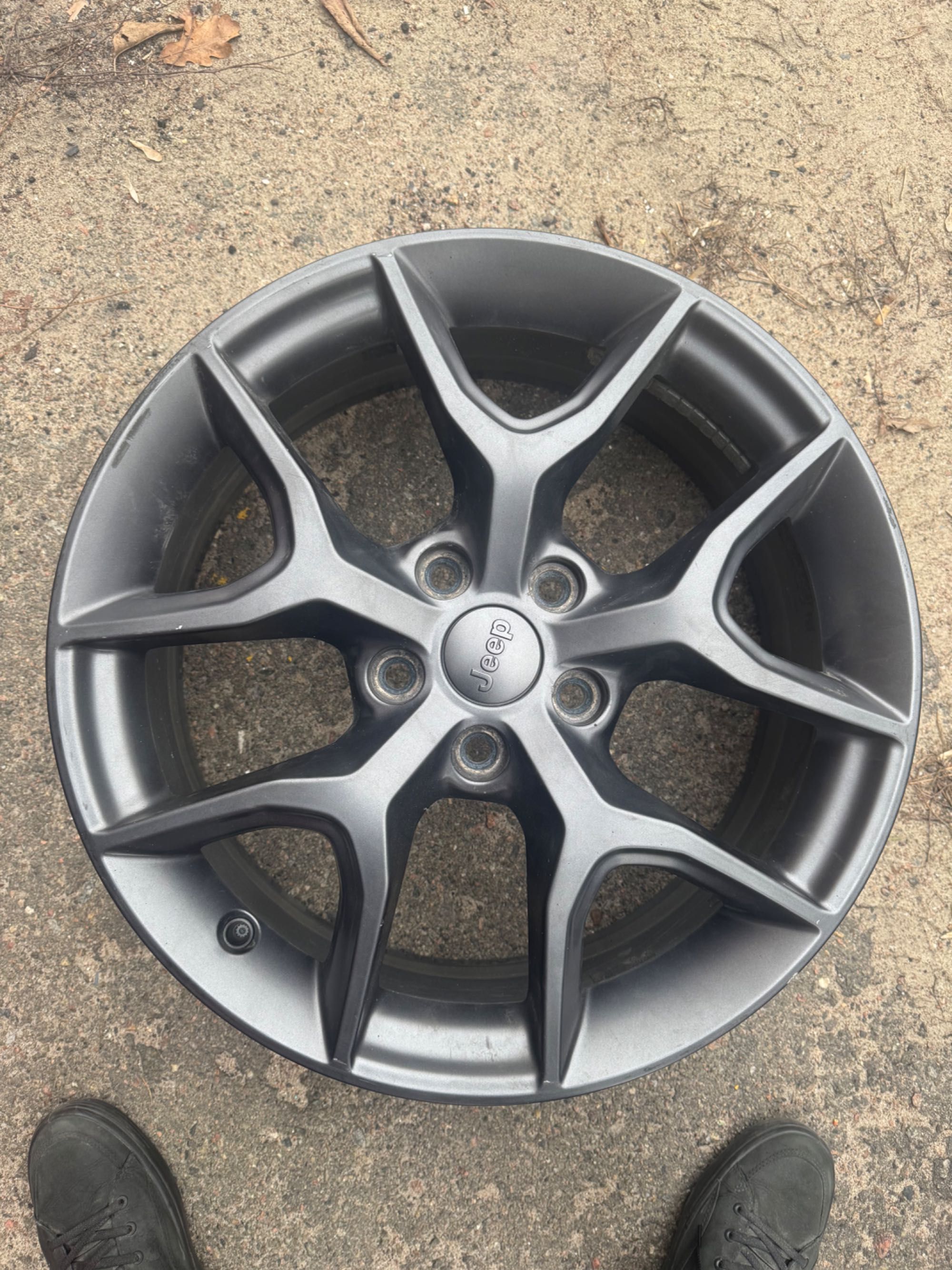 Продам оригінал диск 20” Jeep Grand Cherokee 2019-21 Mopar 6SN89MA7AA
