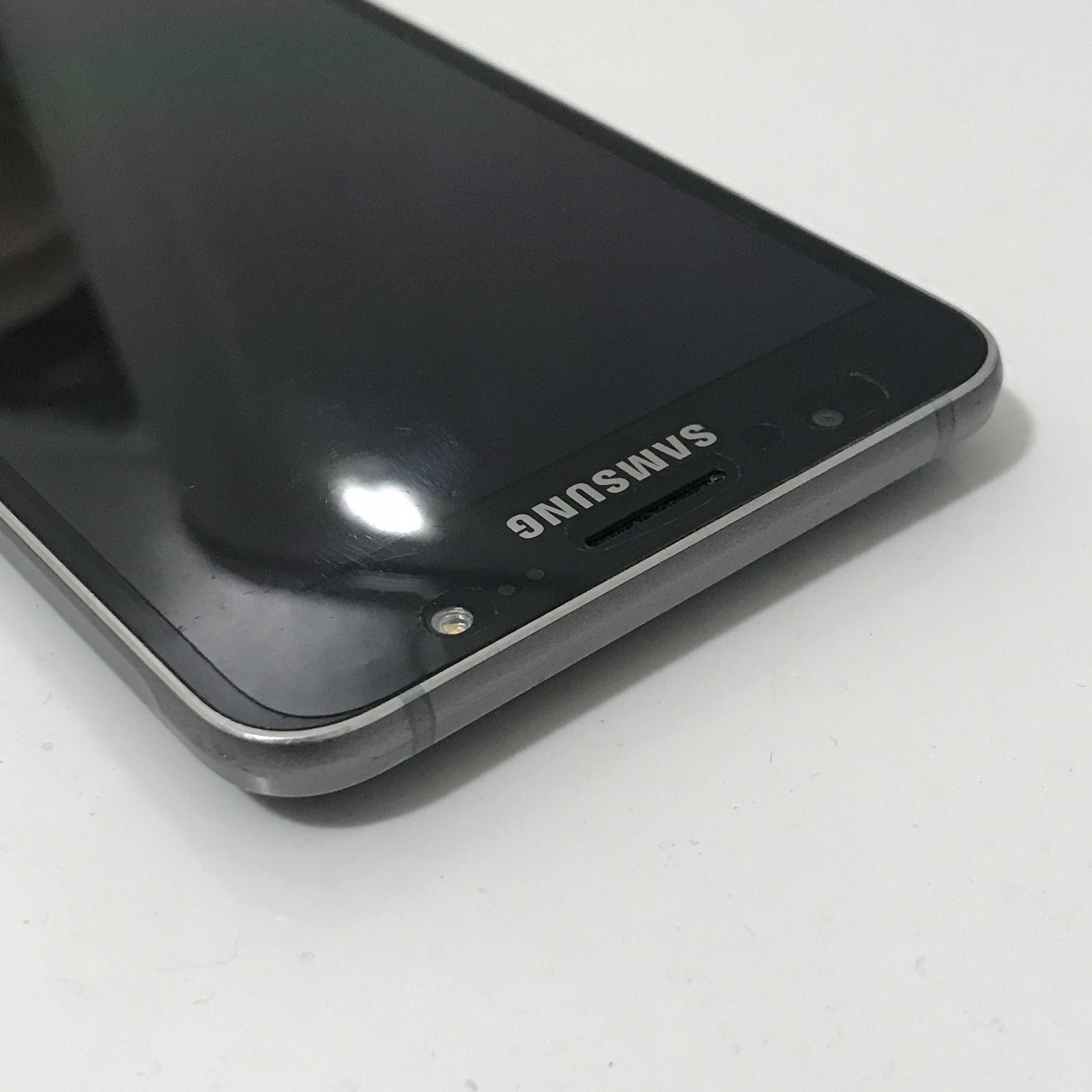 Samsung Galaxy J7 (16 ГБ) 2 Sim (Рабочий, без дефектов!) от хозяина!