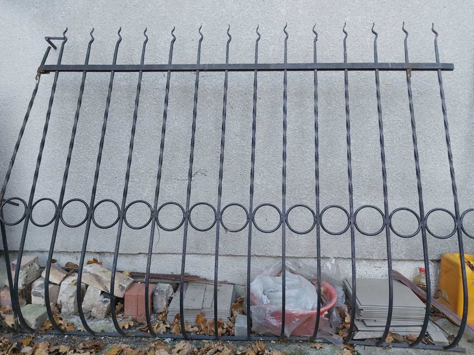 Решітки віконні (балконні) 2шт. вживані