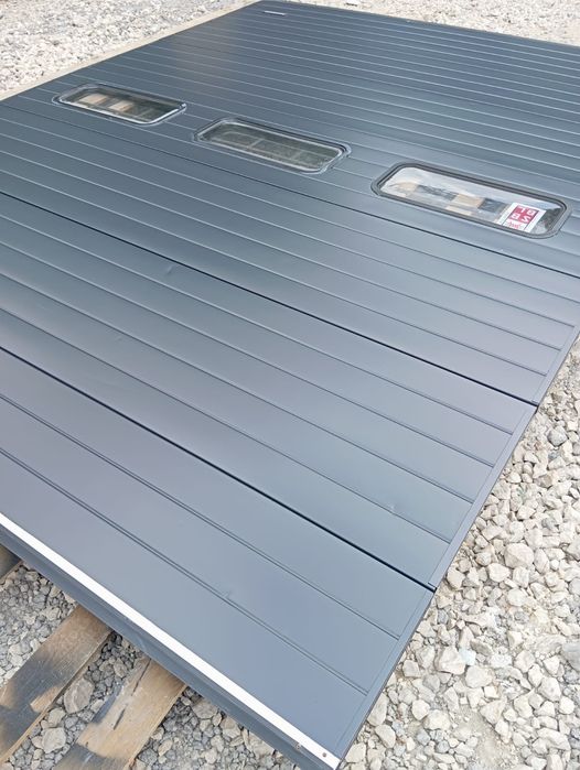 Brama garażowa segmentowa panelowa grafit 304x396 h wysoka