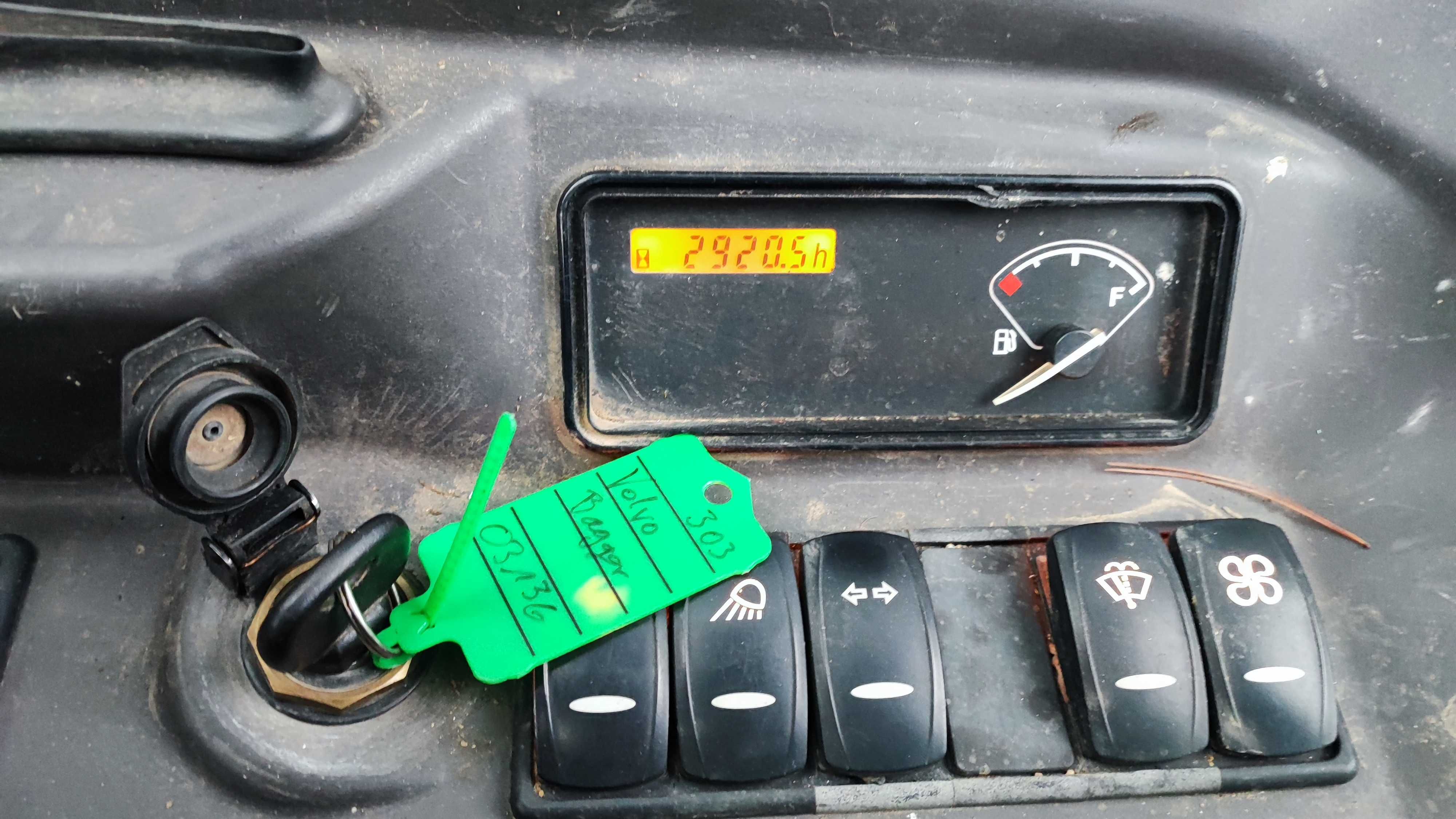Minikoparka Volvo EC18C z 2013 rok