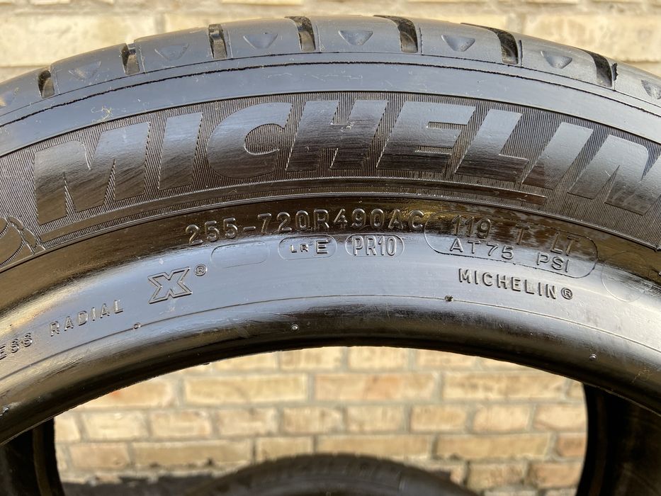 Броньовані 255-720R490 Michelin Mercedes W222 W223 літні Бронированные