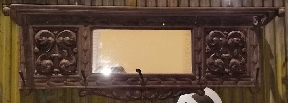 Cabide Antigo em pau santo e ferro