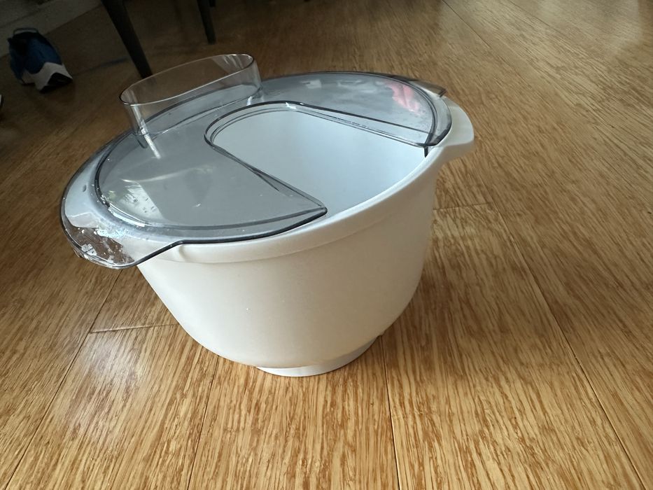 Miska plastikowa bosch 5