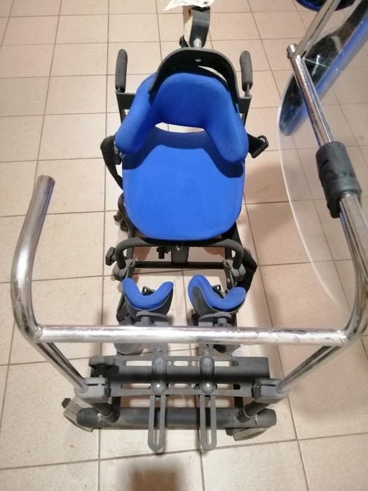 Продаю инвалидные детские коляски.