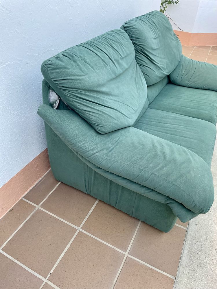 Sofá duplo verde