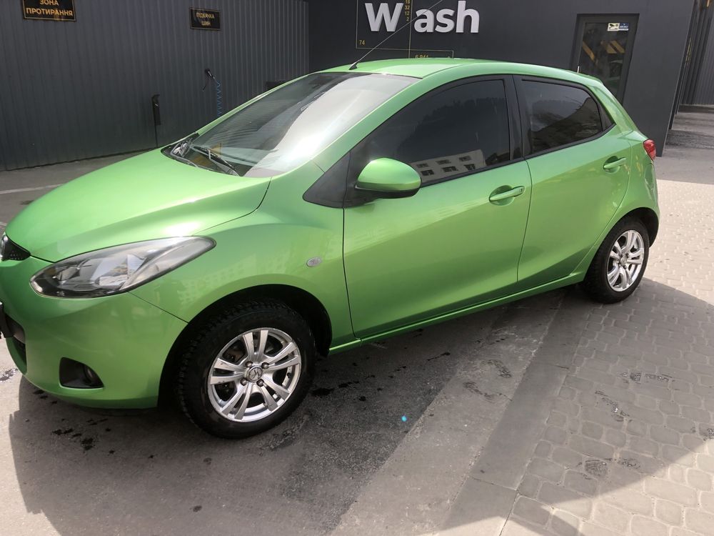 MAZDA 2 Автомат