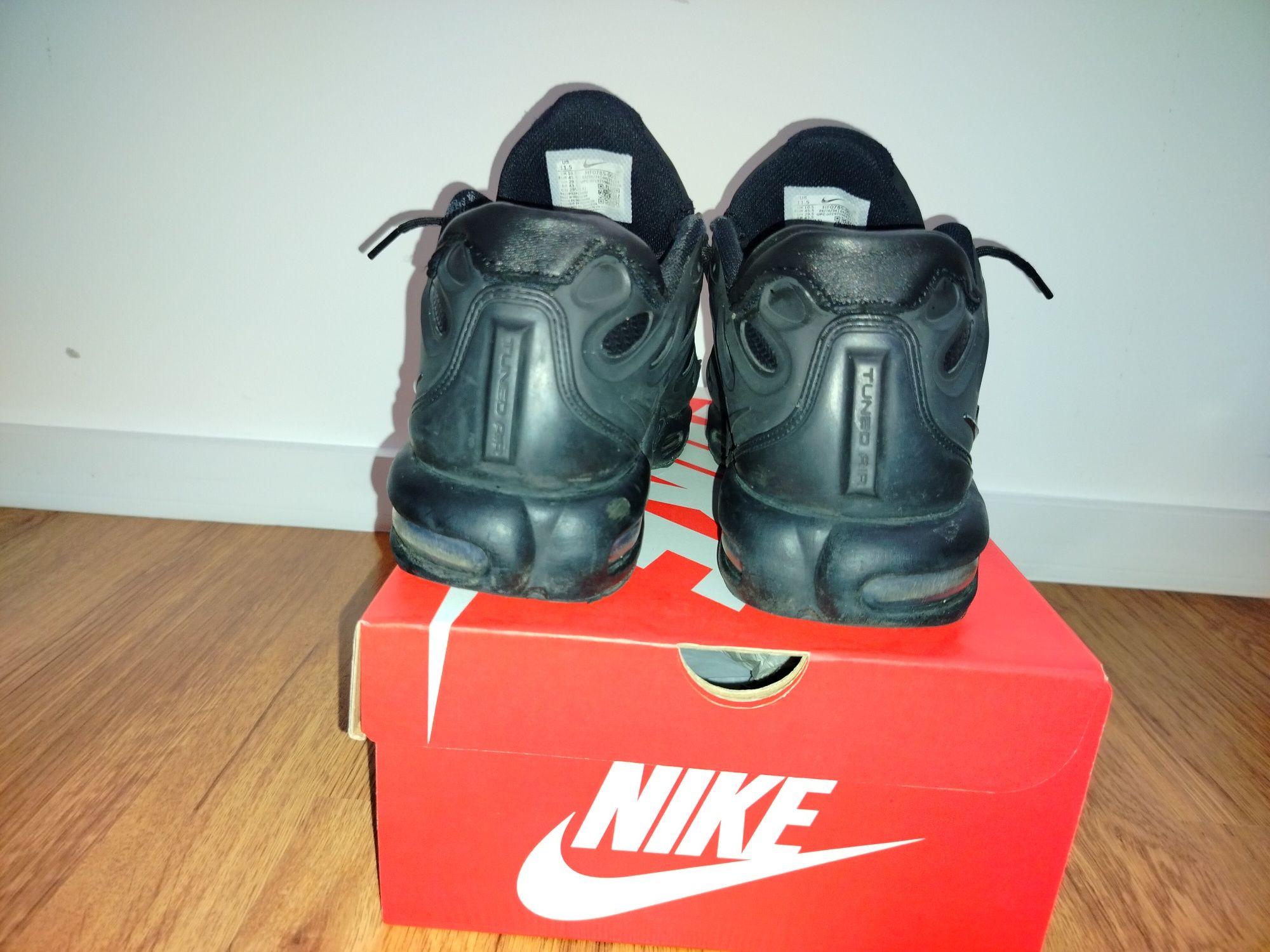 Nike air max plus drift tn