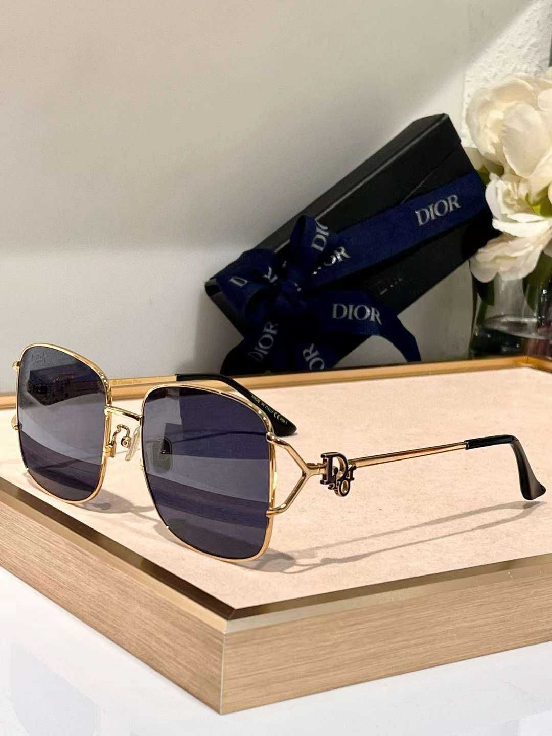 Okulary słoneczne Dior 083