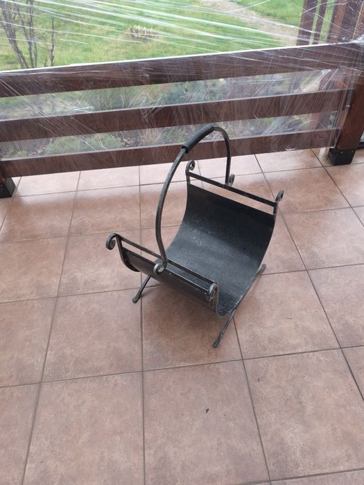 Stojak na Drewno Kominkowe Opałowe Metalowy  Czarny