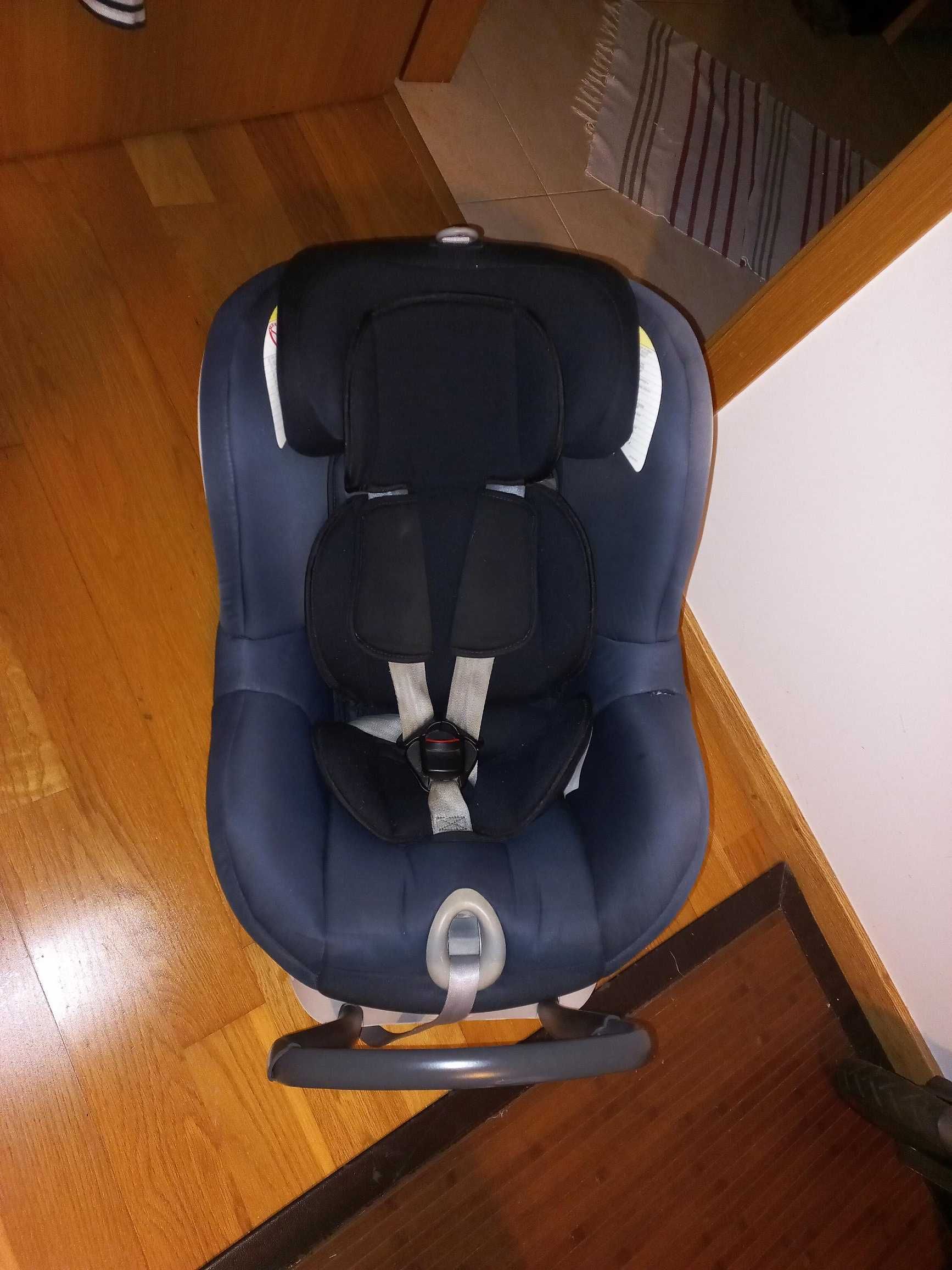 Cadeira auto Britax Romer Dualfix com isofix