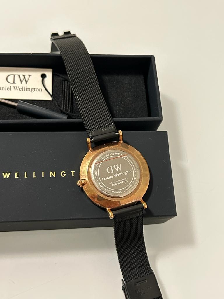 Czarny Zegarek Daniel Wellington, oryginalny