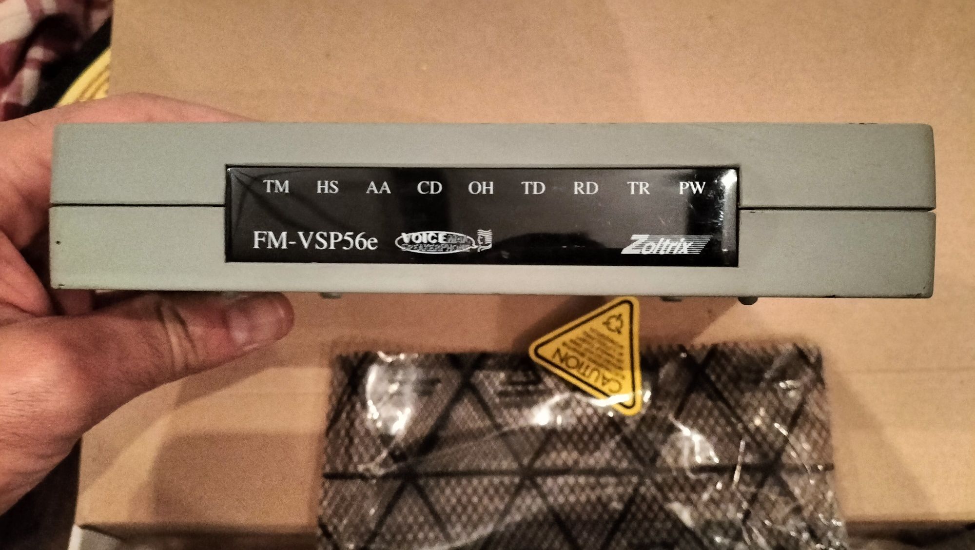Modem 56 Kbps e acessórios