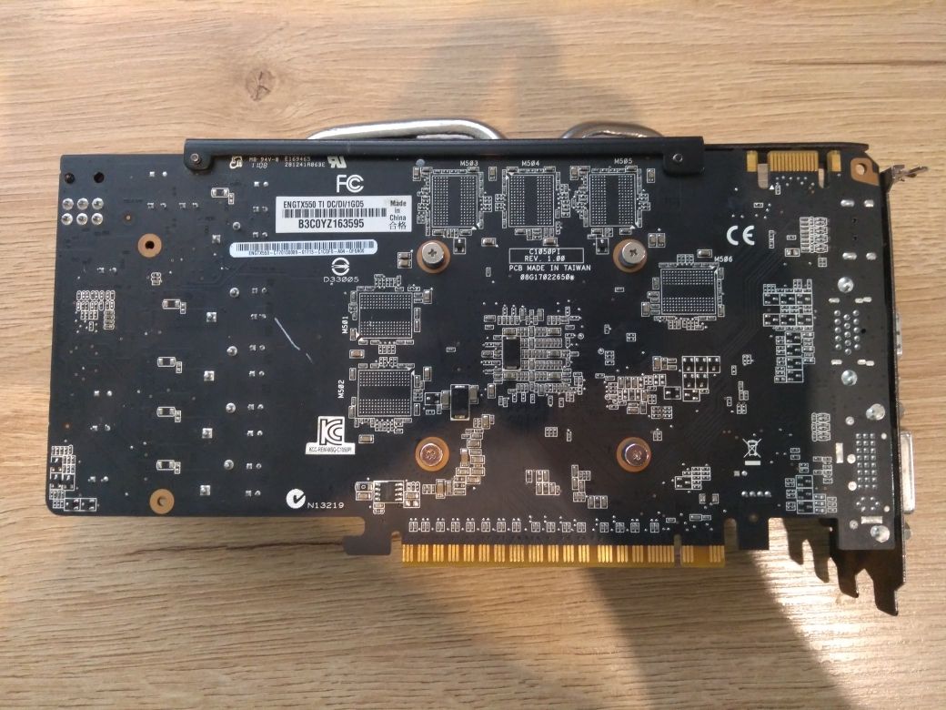 2x GTX 550 1GB GDDR5