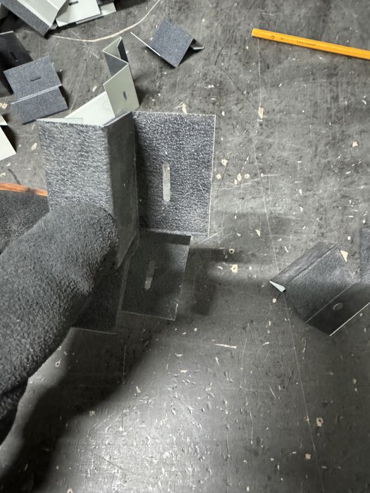 Клямер для фальцевої покрівлі