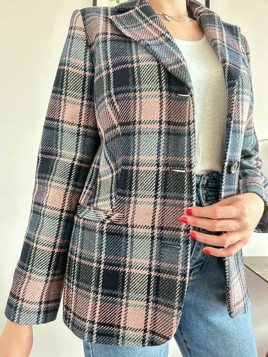 Wełniana marynarka damska w kratę 40-42