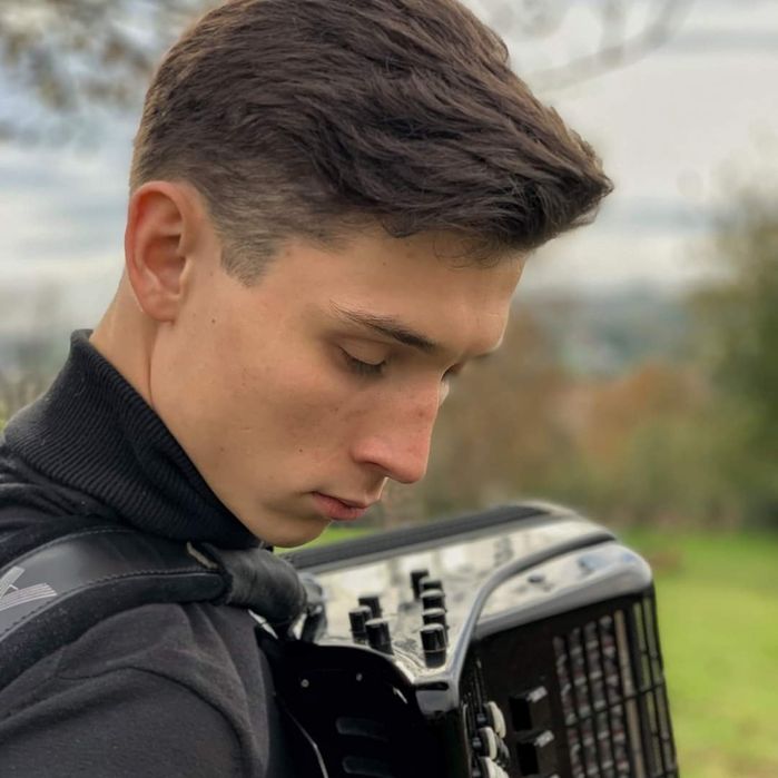 Nauka/Lekcje gry na Akordeonie! Stacjonarnie i online (60 min.)