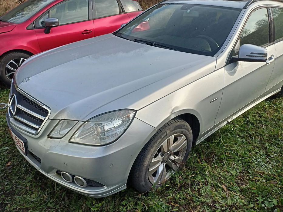 Mercedes-Benz Klasa E Uszkodzony silnik