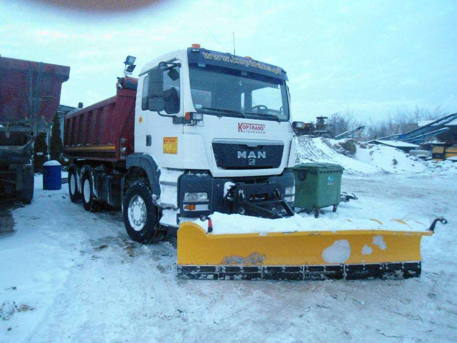 Wyburzenia budynków usługi koparką JCB transport CIechanów