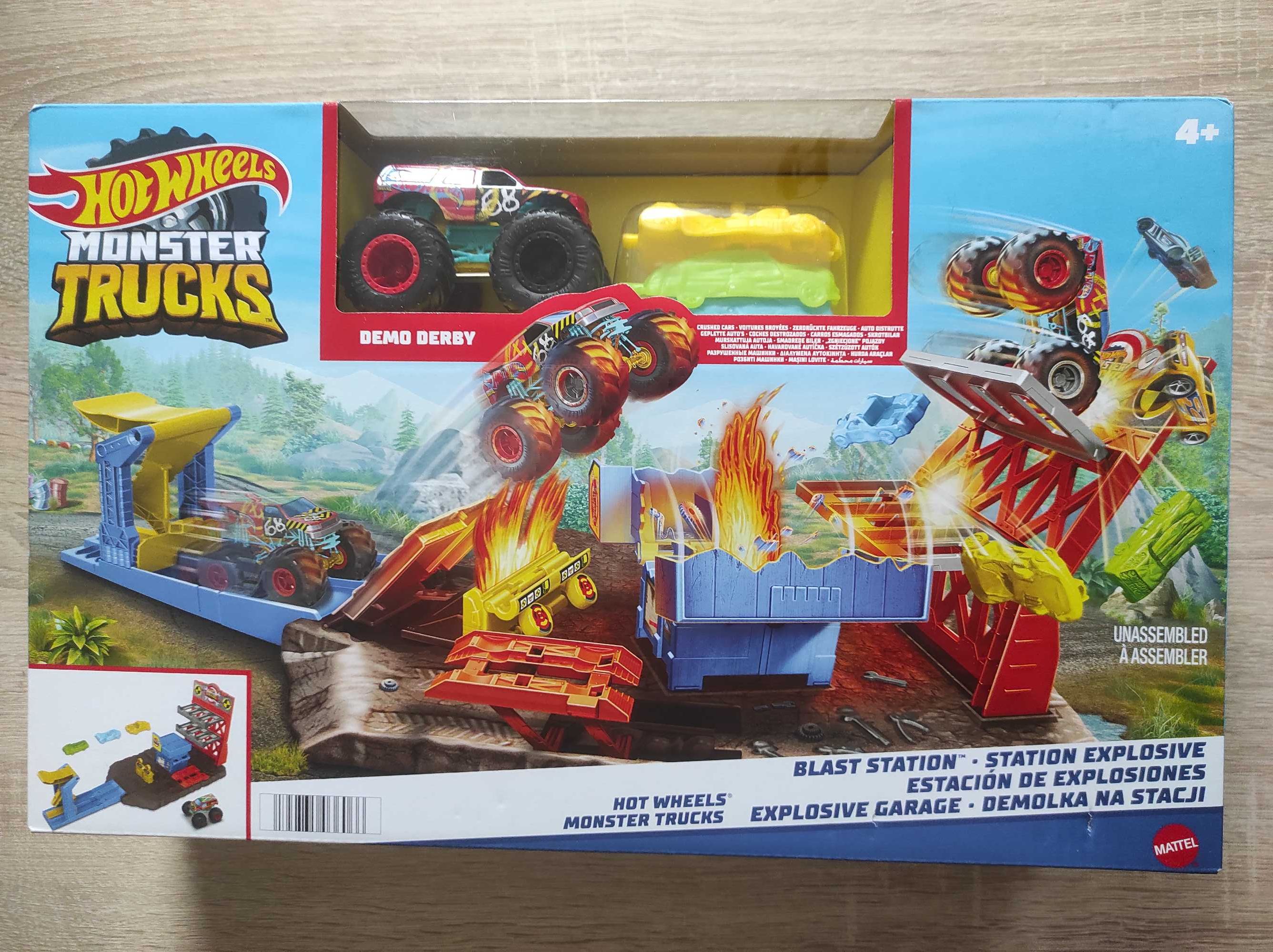 Hot Wheels Monster Truck - zestaw Demolka na stacji