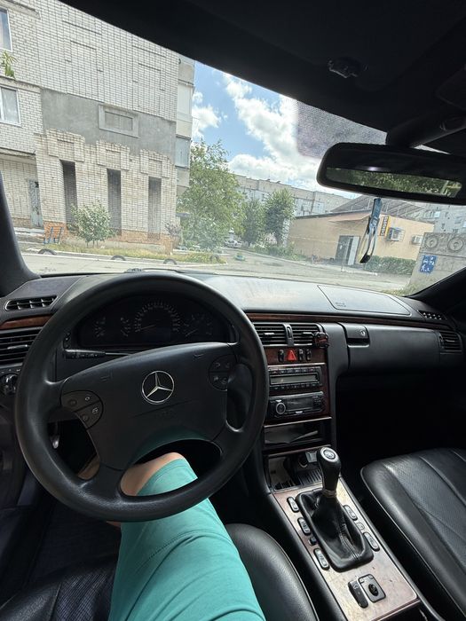 Mercedes e270 w210