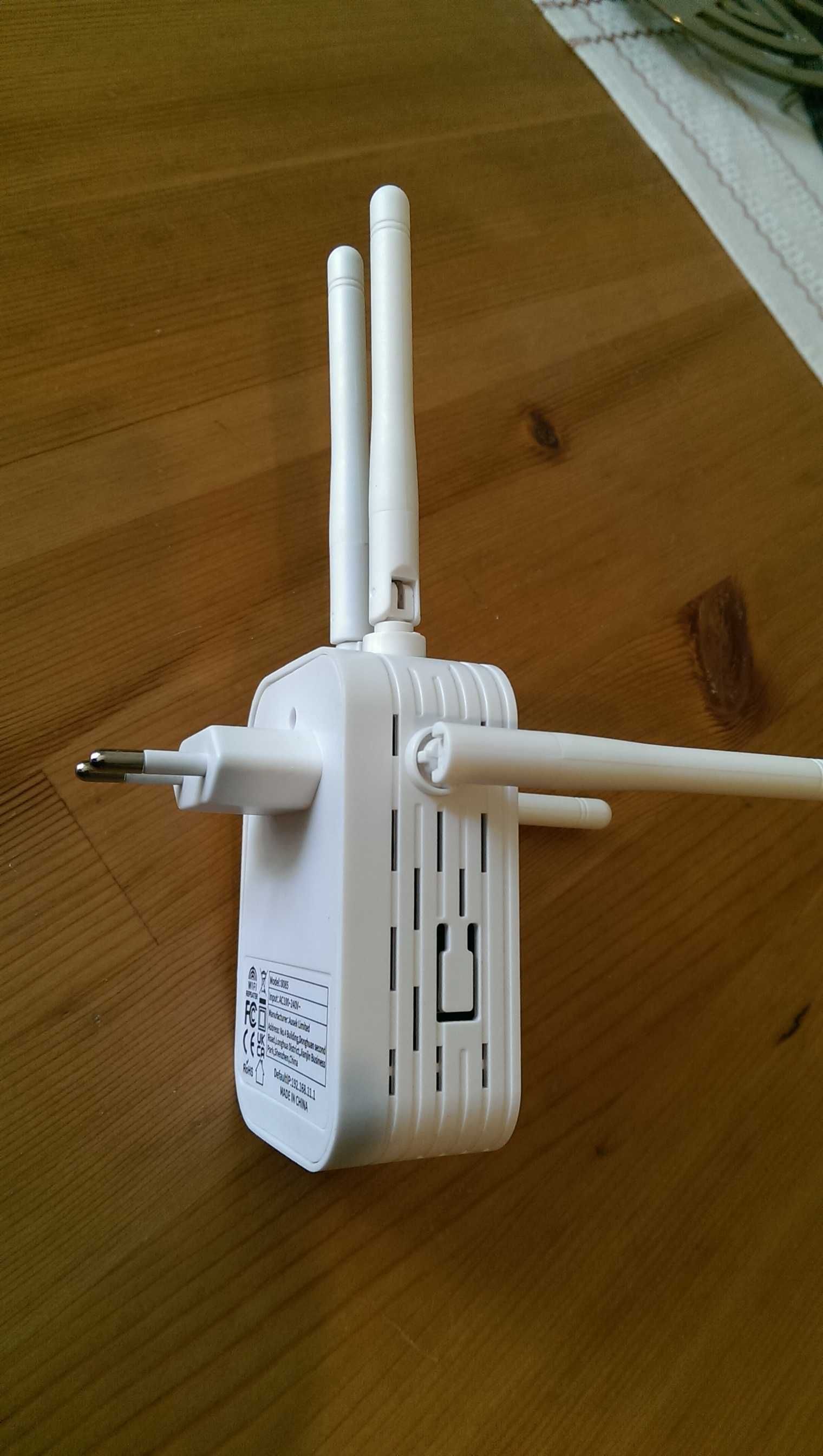 Wzmacniacz Wi-Fi, WiFi AP/ Repeater, Model: 0085;